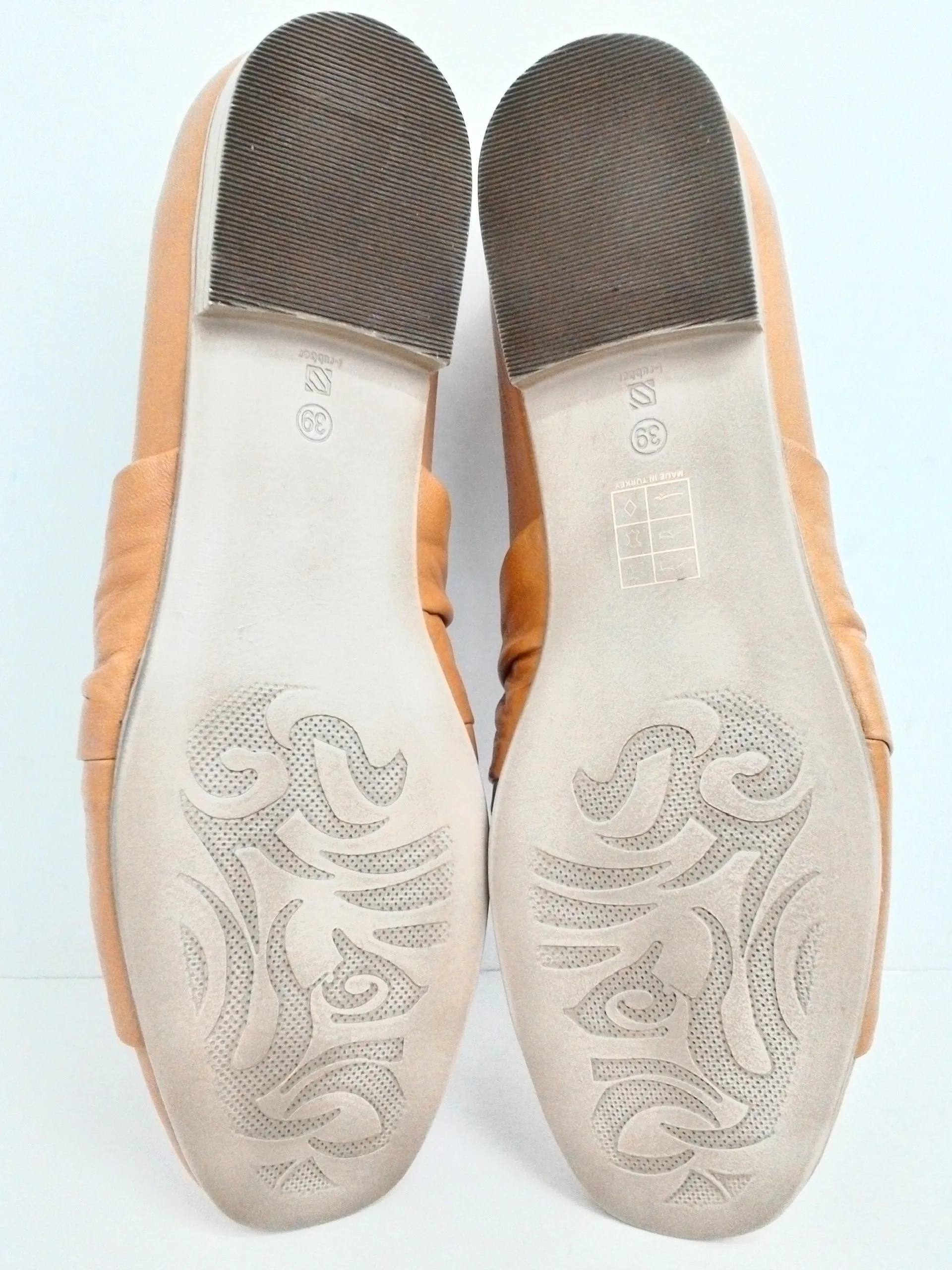 Bueno Women's Leather Loafers Size 39
