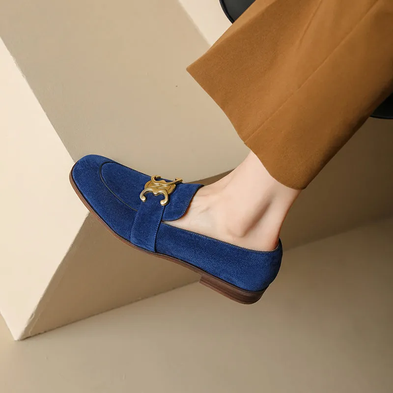 Cataleya Womens Suede Loafers with Chain