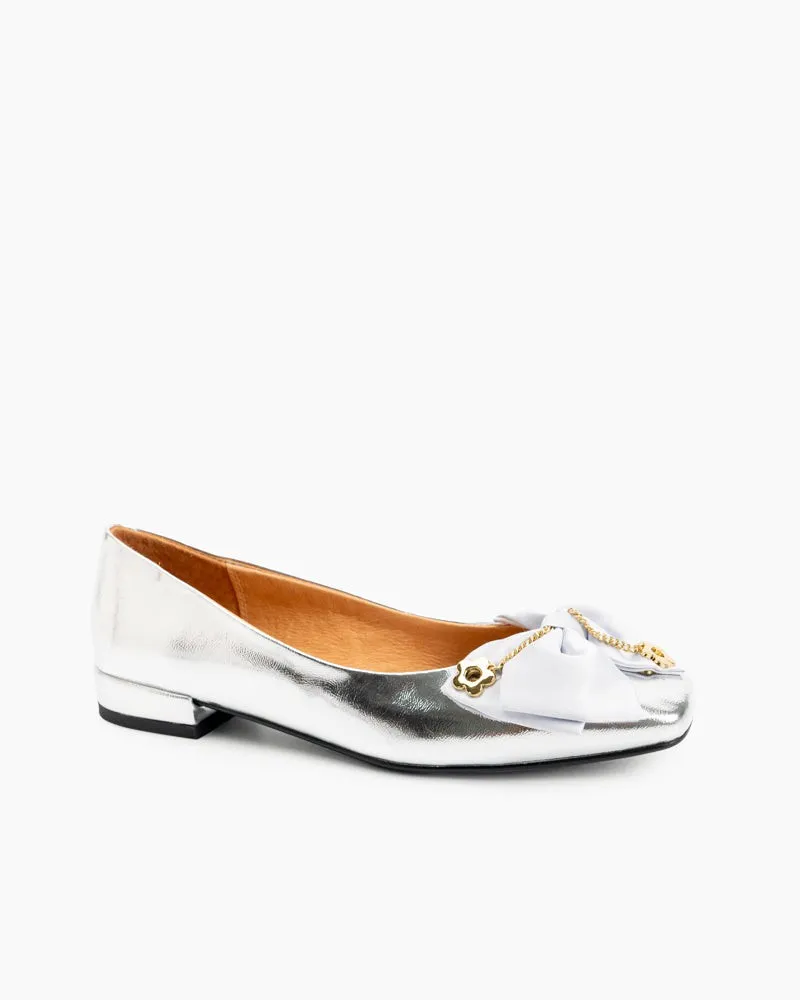 Chain & Bow Decor Chunky Heel Loafers