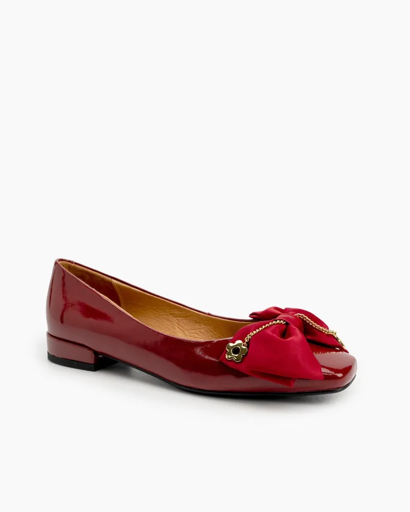 Chain & Bow Decor Chunky Heel Loafers