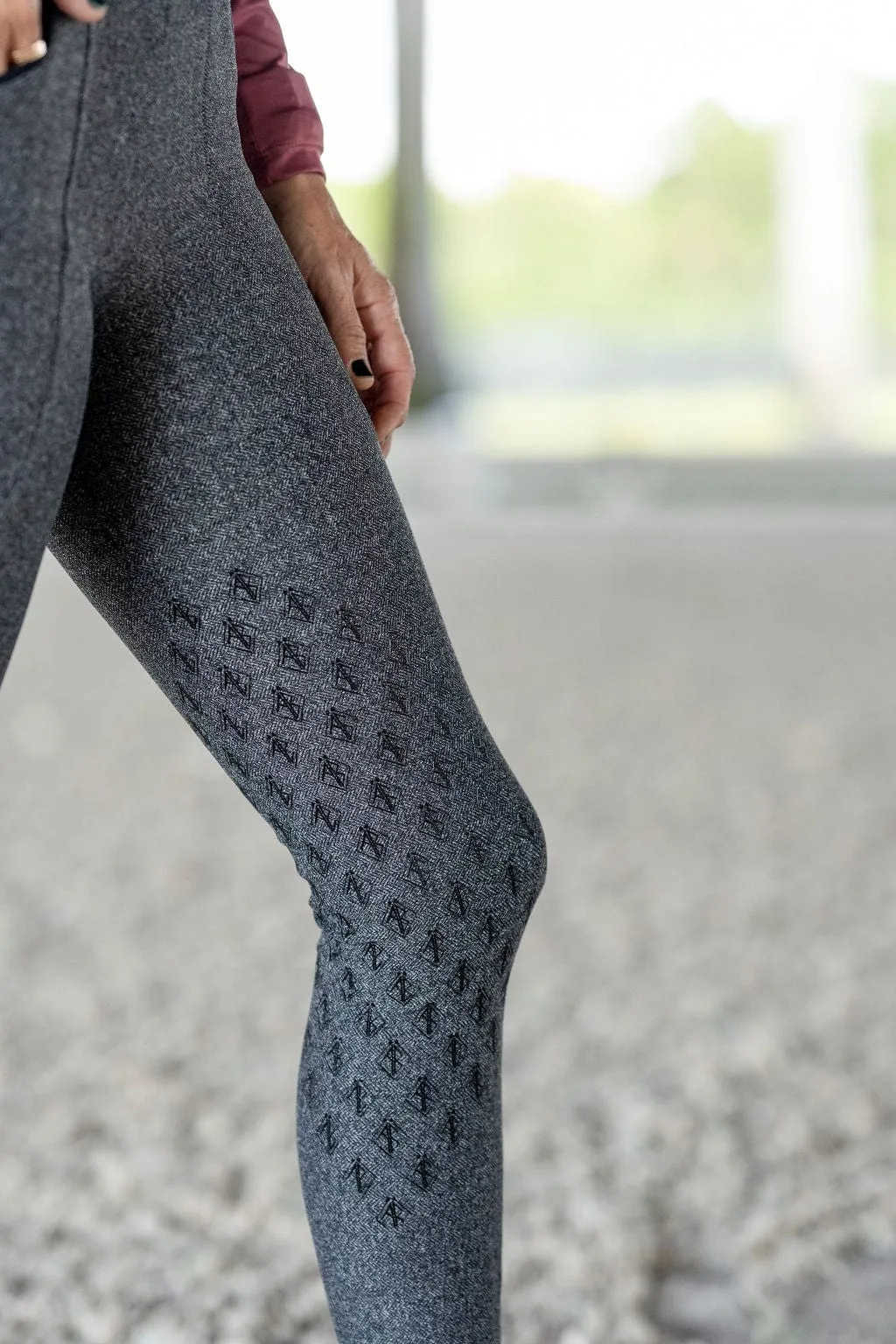 Dark Tweed Bondie Breeches | Full Seat or Knee Patch