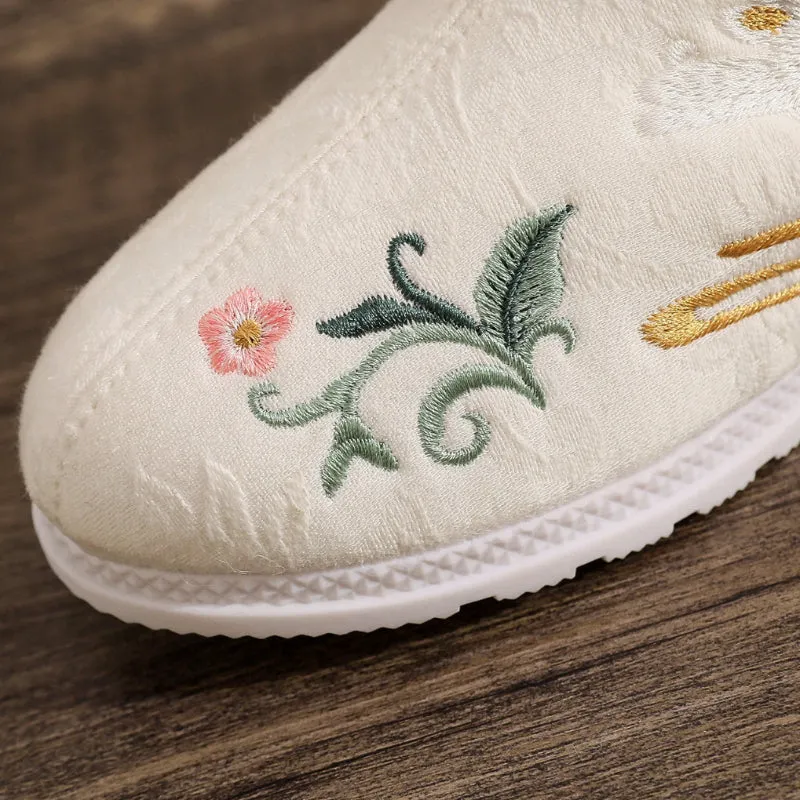 Ethnic Style Embroidered Winter Plush Fur with Zipper Side Ankle Boots