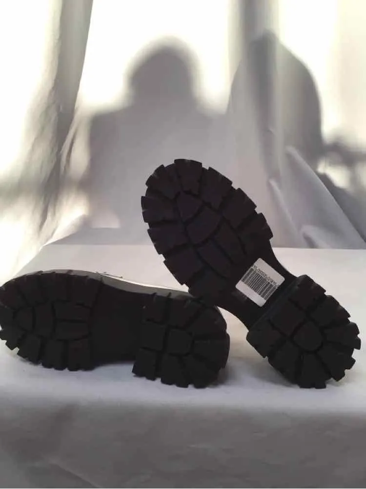FASHION TO FIGURE SIZE 8 Ladies SHOES