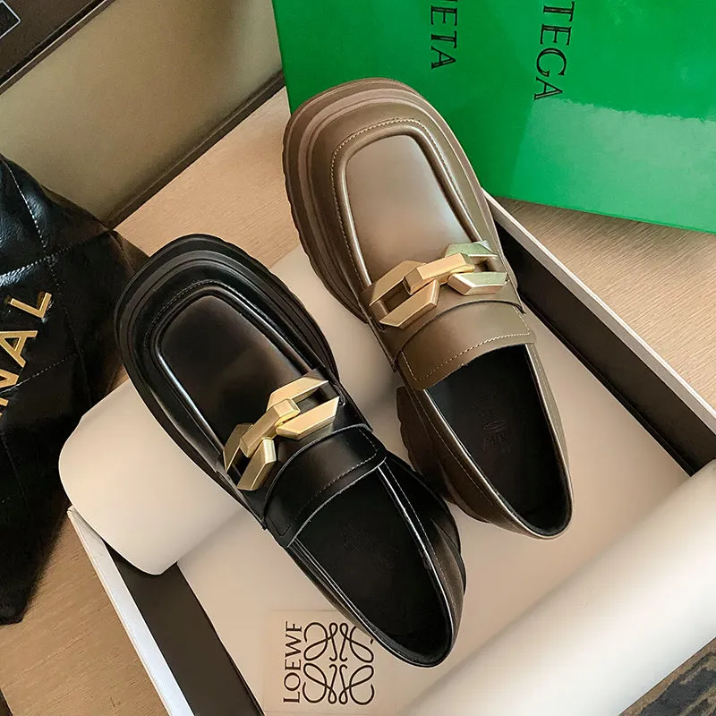 Kyra Platform Loafers Women with Gold Chain