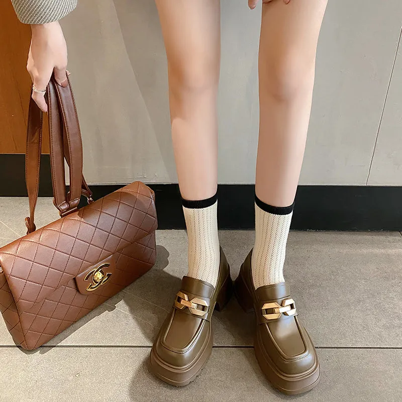 Kyra Platform Loafers Women with Gold Chain
