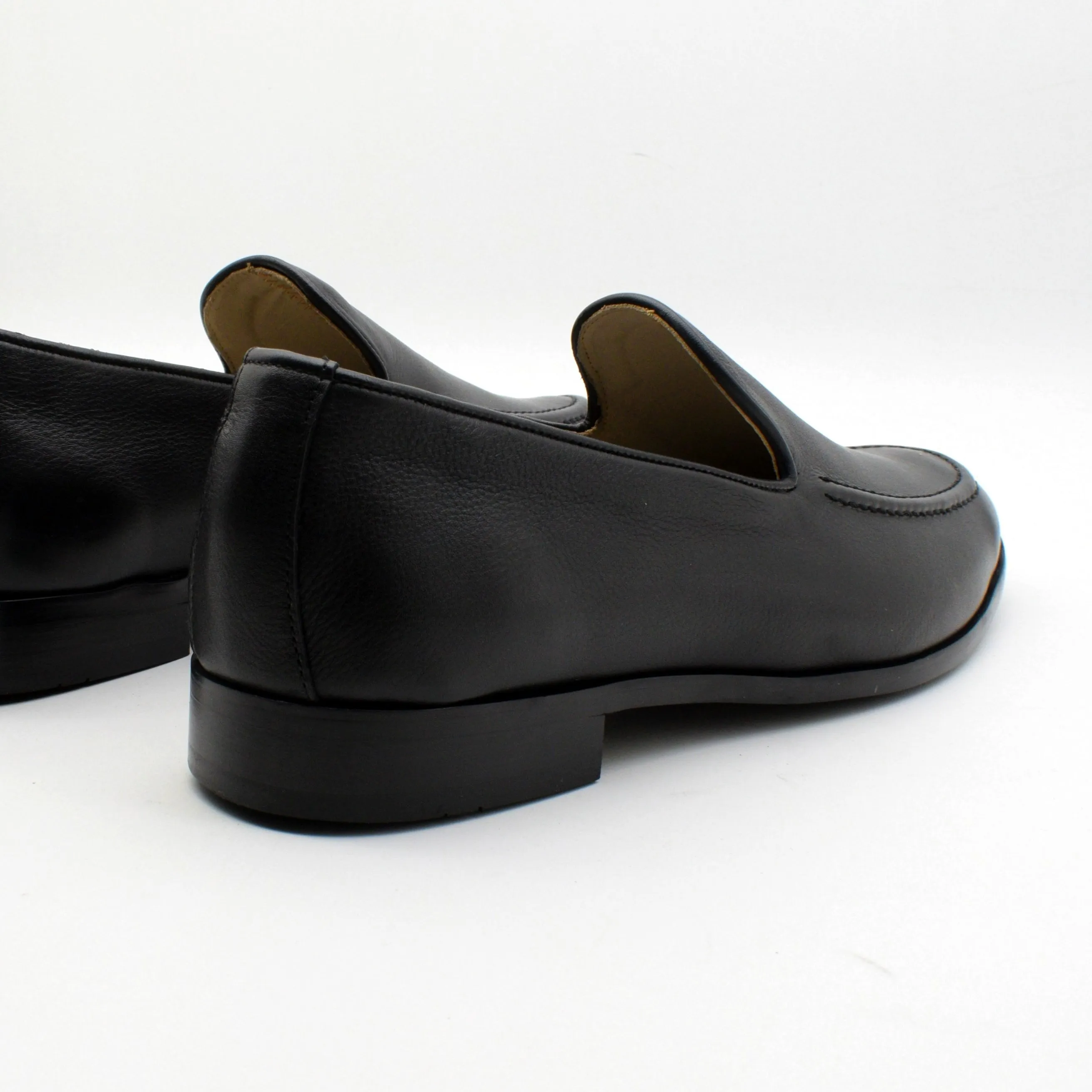 LEATHER PLAIN  LOAFERS