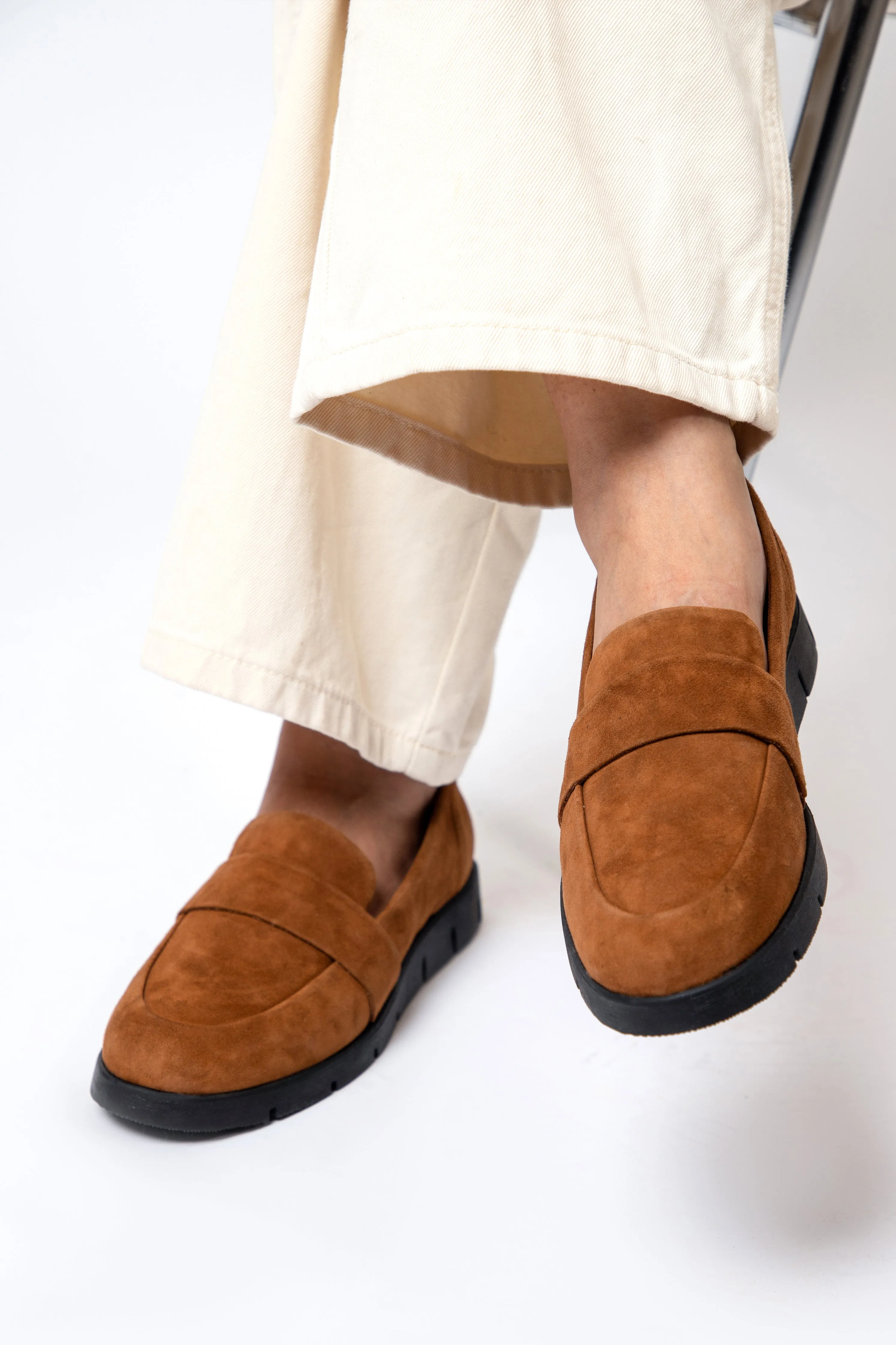 Max Glide loafers