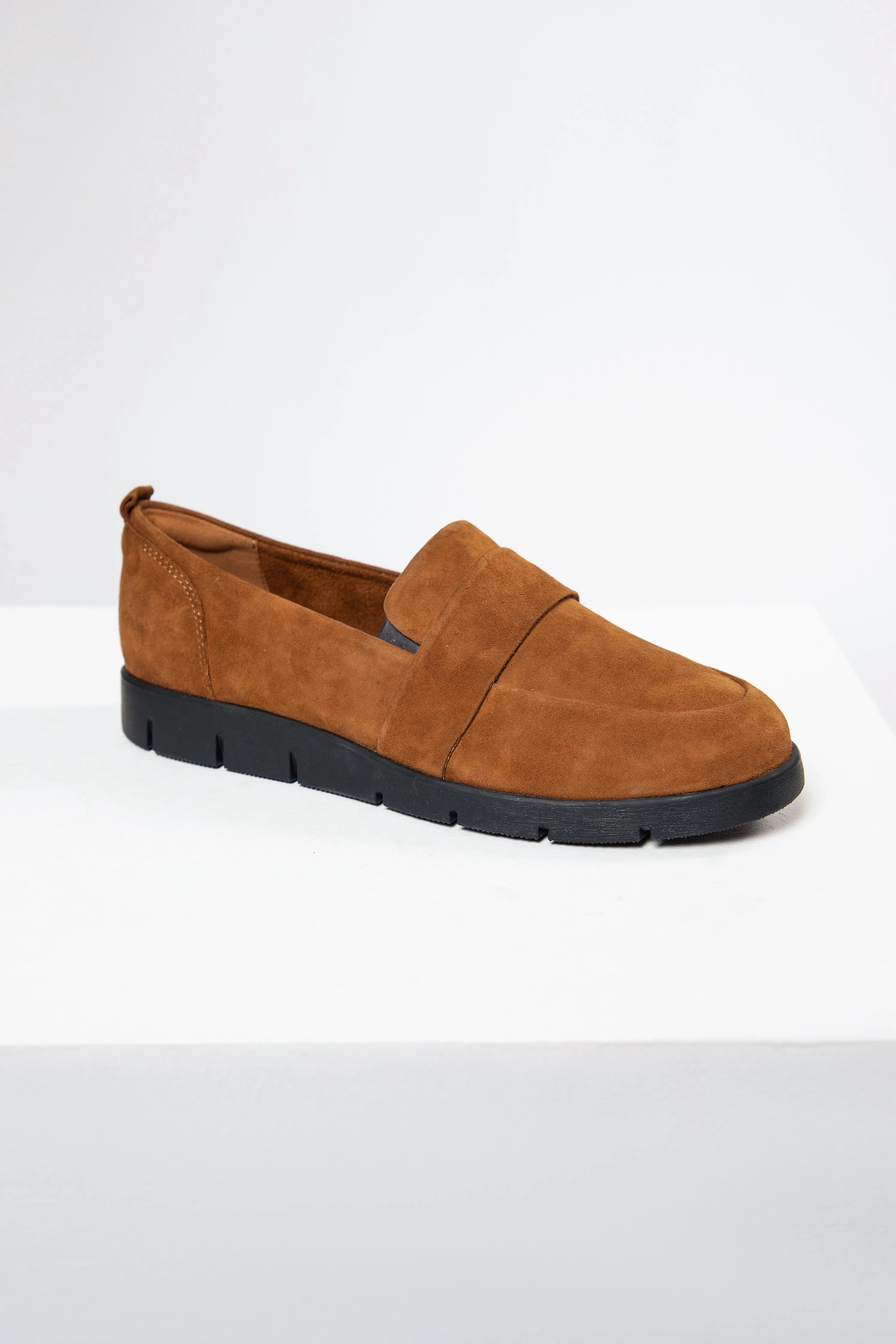 Max Glide loafers