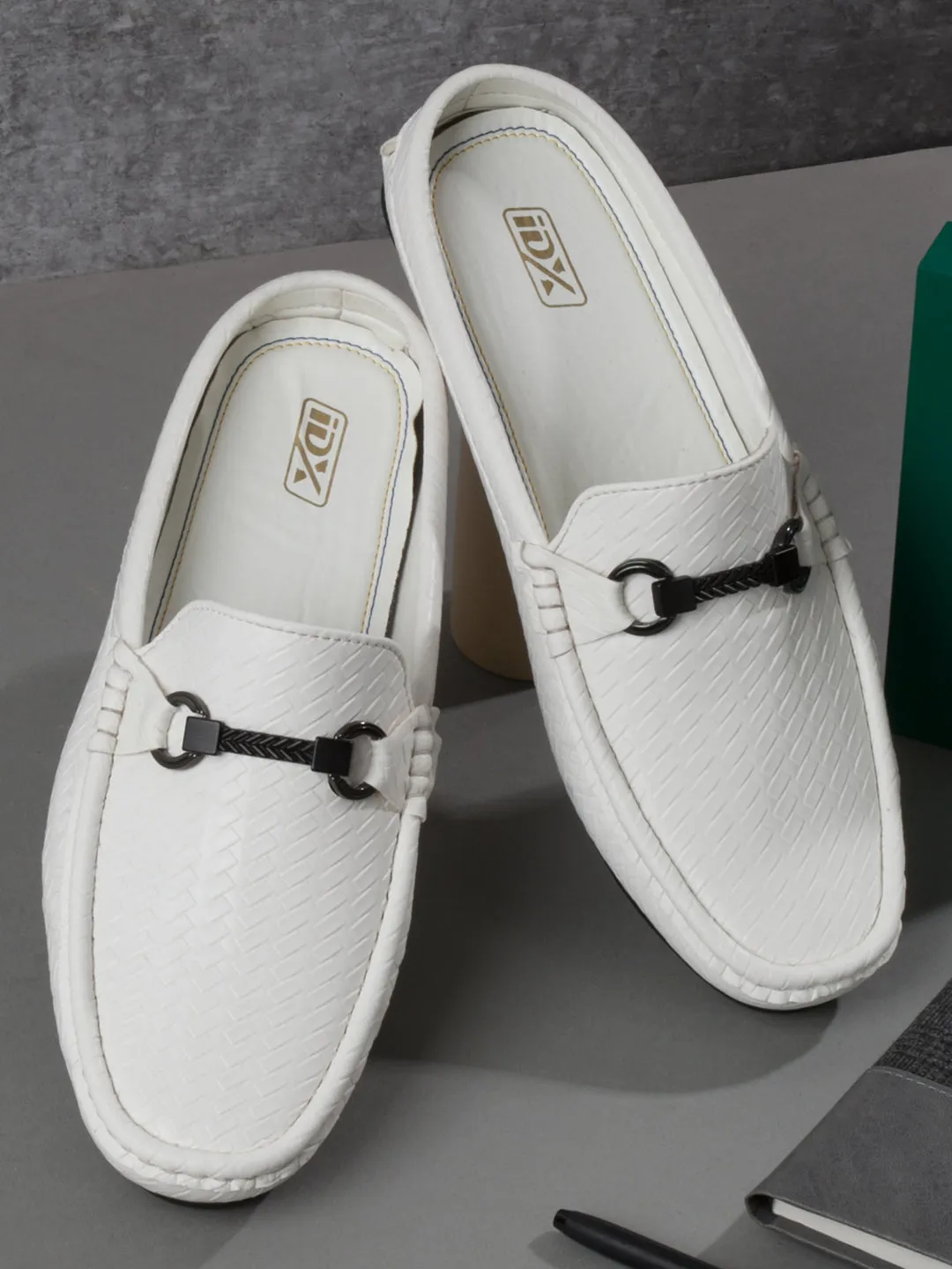 Men's White Moc Toe Buckle Mule (IX4112)