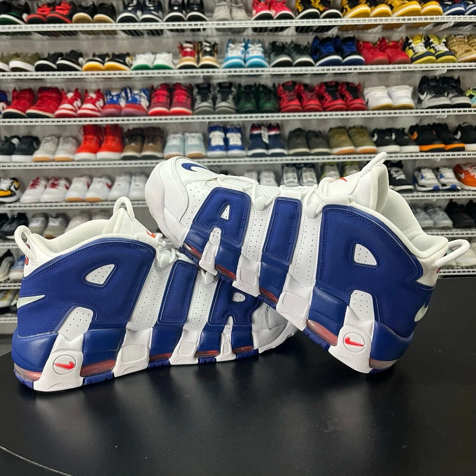 Nike Air More Uptempo Knicks Size 11.5. 921948-101