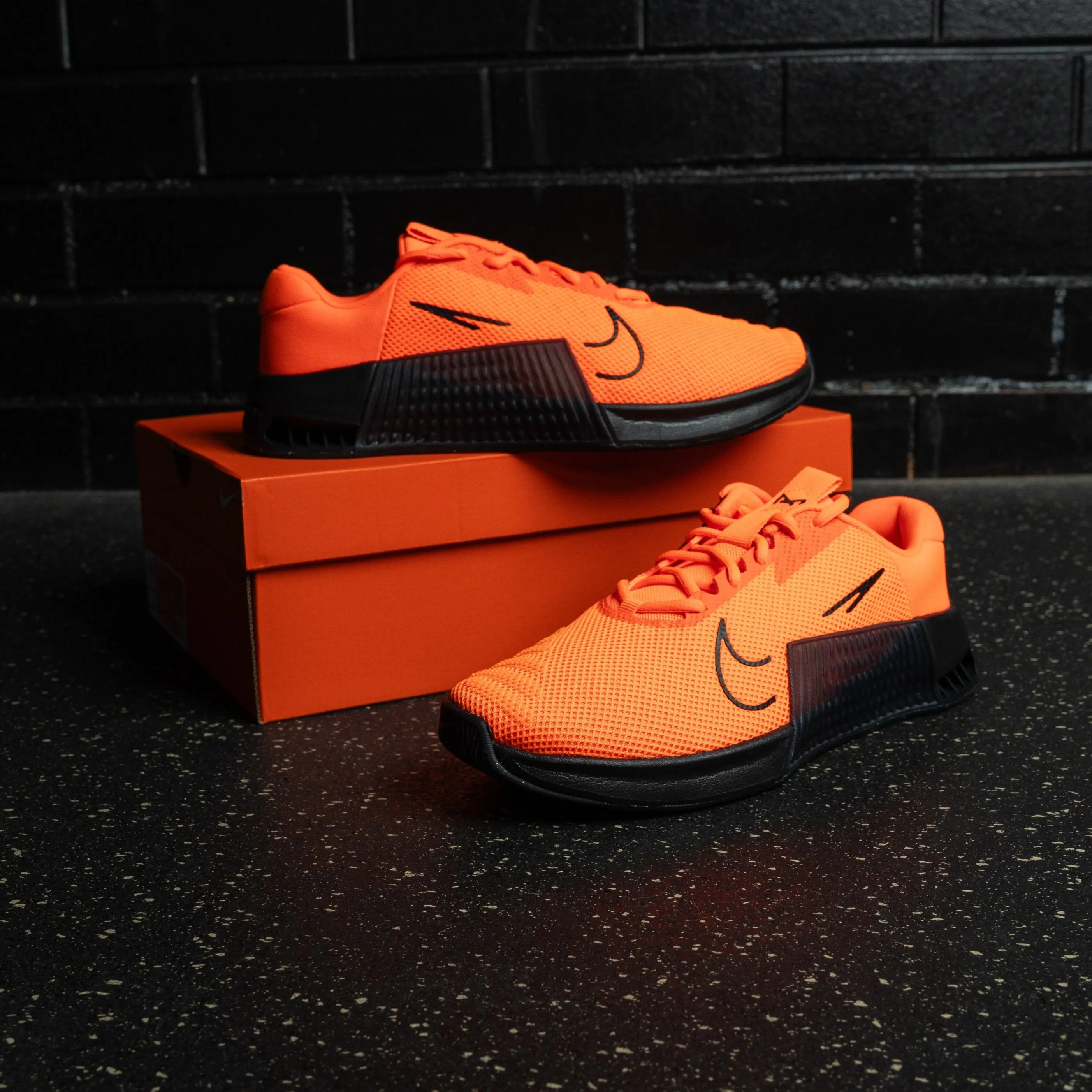 Nike - Metcon 9 Men's Training Shoes - HYPER CRIMSON/BLACK-HYPER ORANGE