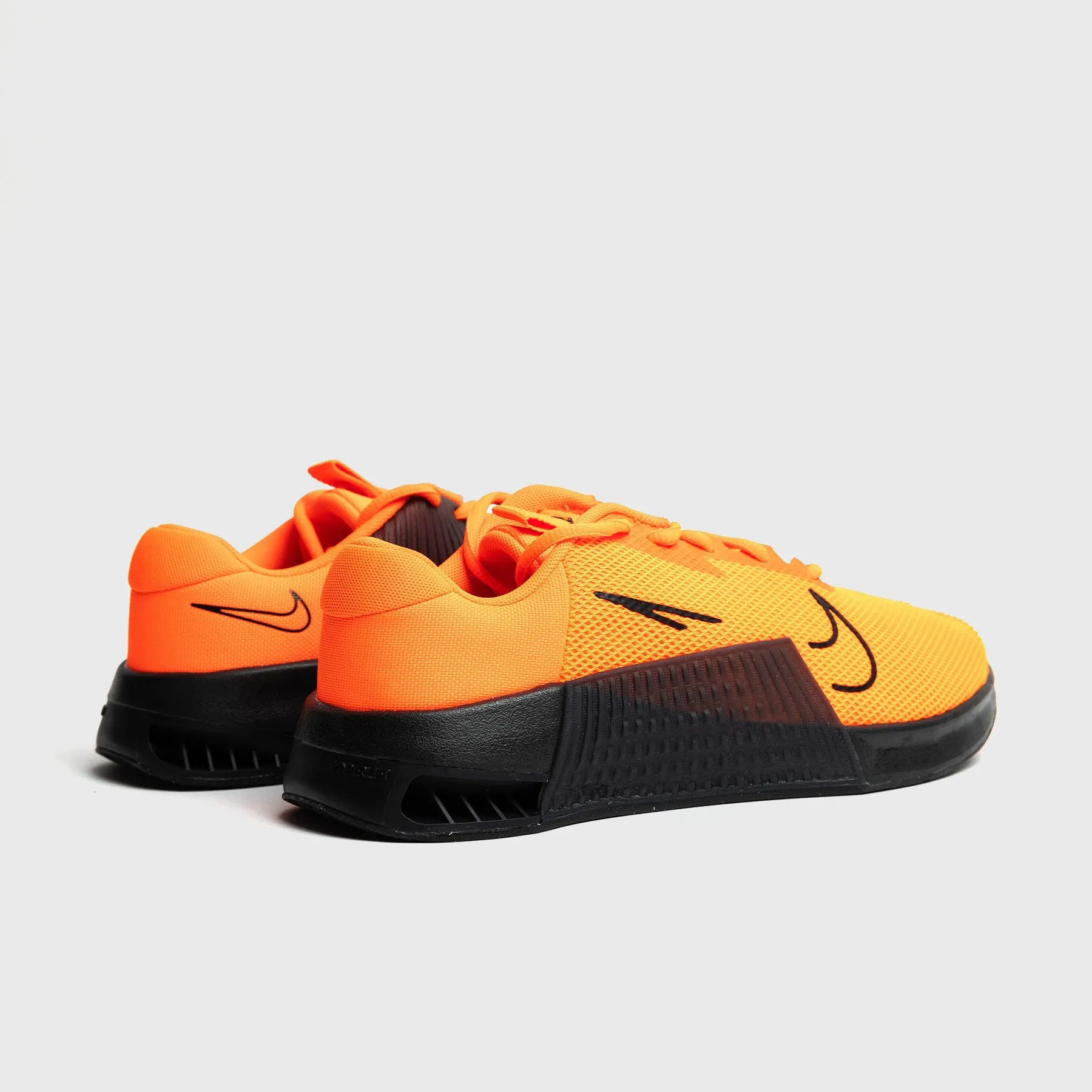 Nike - Metcon 9 Men's Training Shoes - HYPER CRIMSON/BLACK-HYPER ORANGE