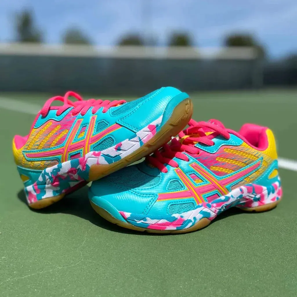 Orthopedic tennis shoes