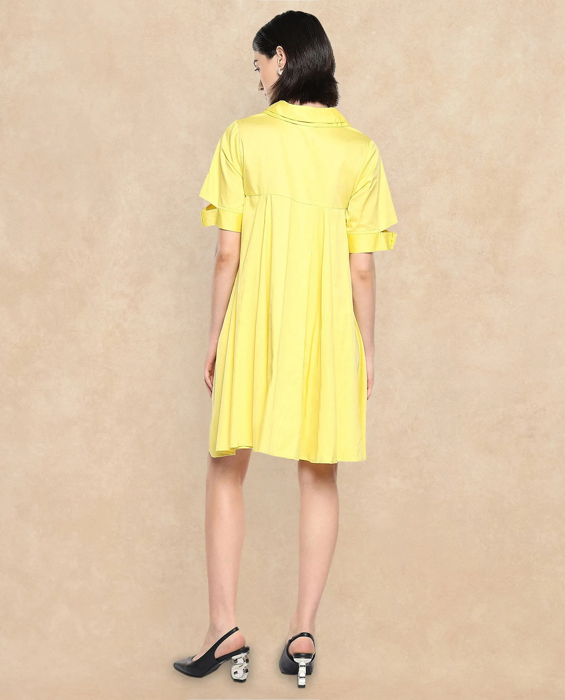 Rareism Women Qurad Yellow Plain Dress