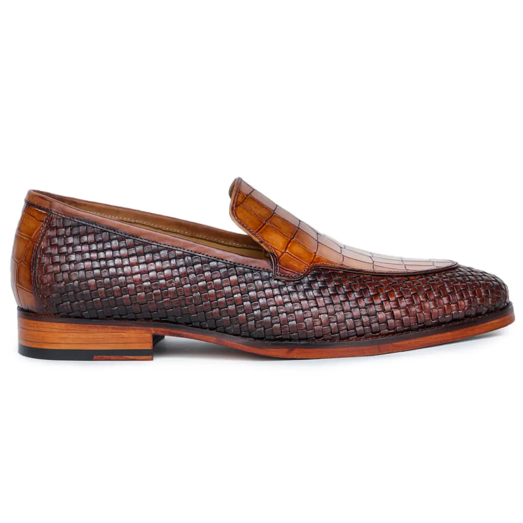 Romigi Textured Loafers