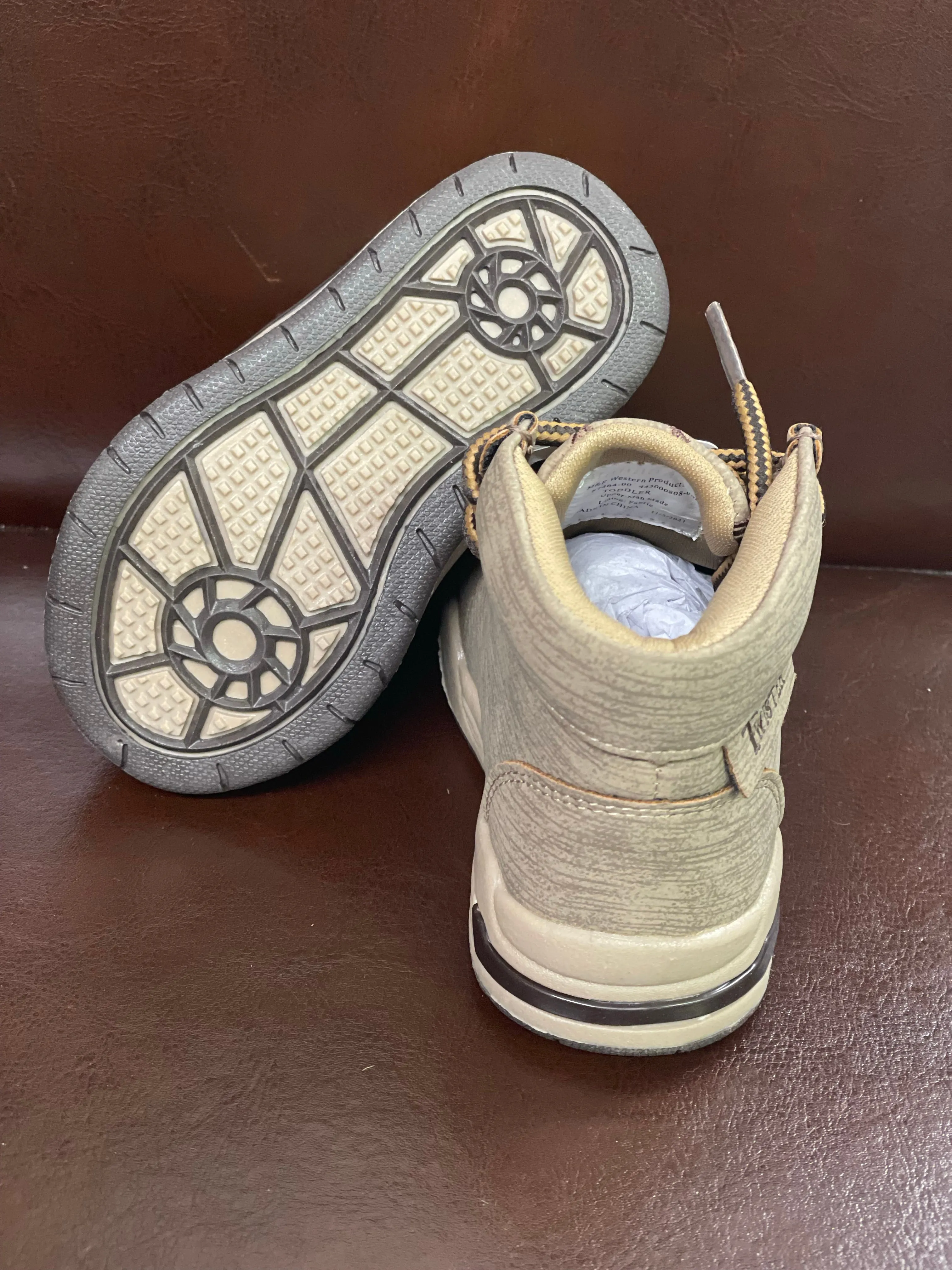 The Jackson Barbed Wire Casual Children's Shoe