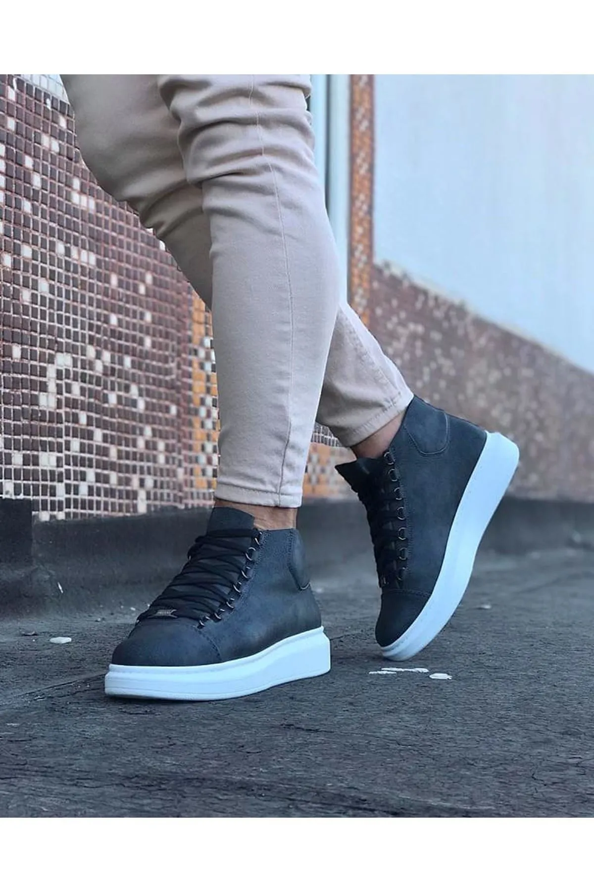 WG032 Gray Lace-up Sneakers Half Ankle Boots