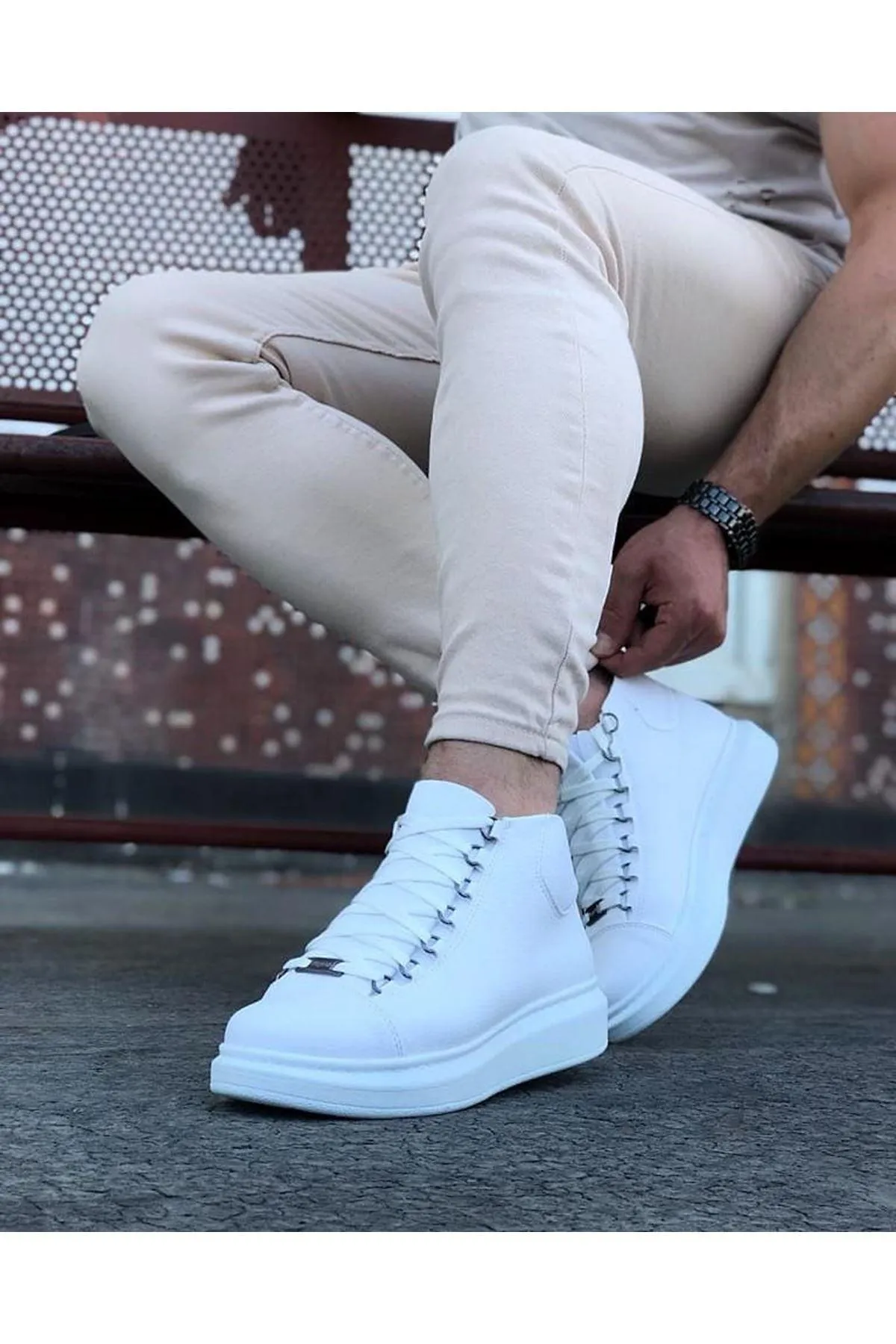 WG032 White Lace-up Sneakers Half Ankle Boots