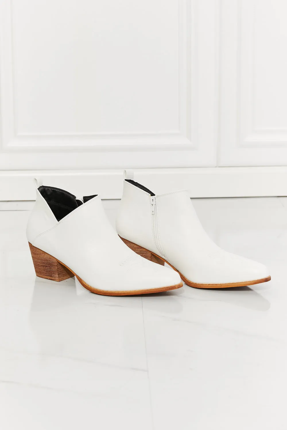 White Booties Women's Shoes Cowboy Boots with short heel