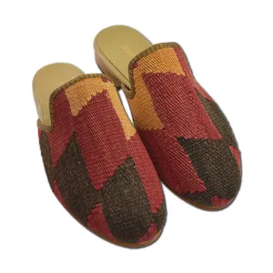 Women's Slides size 9