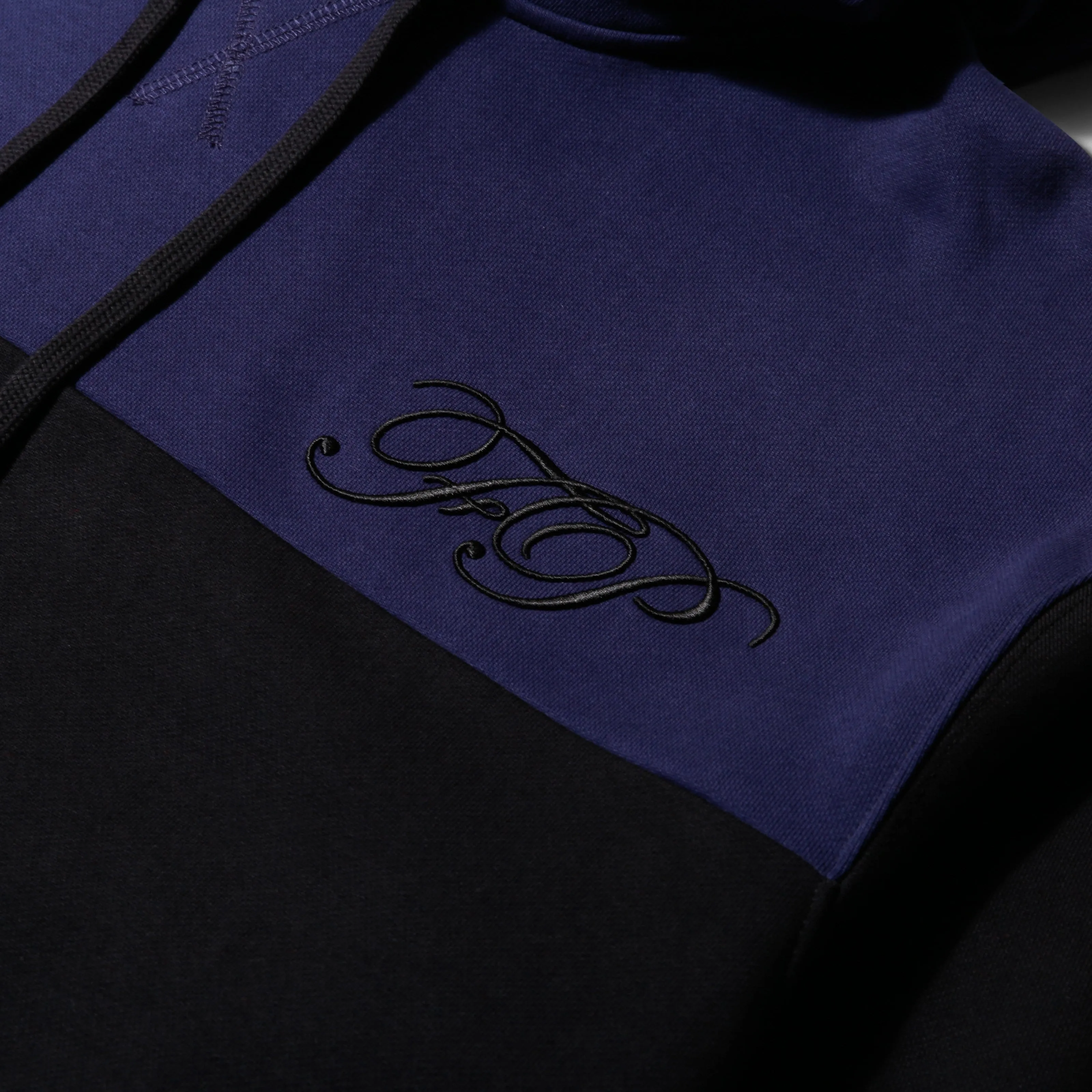 x Raf Simons EMBROIDERED INITIAL HOODED SWEAT